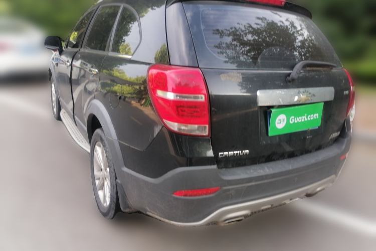 Used Chevrolet Captiva 2015 2.4L 4x4 Flagship Edition 7-Seater Rear Left 45 Deg