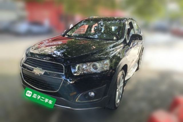 Used Chevrolet Captiva 2015 2.4L 4x4 Flagship Edition 7-Seater