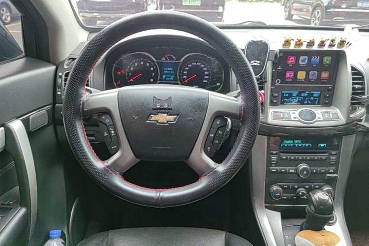 Used Chevrolet Captiva 2015 2.4L 4x4 Flagship Edition 7-Seater Steering Wheel