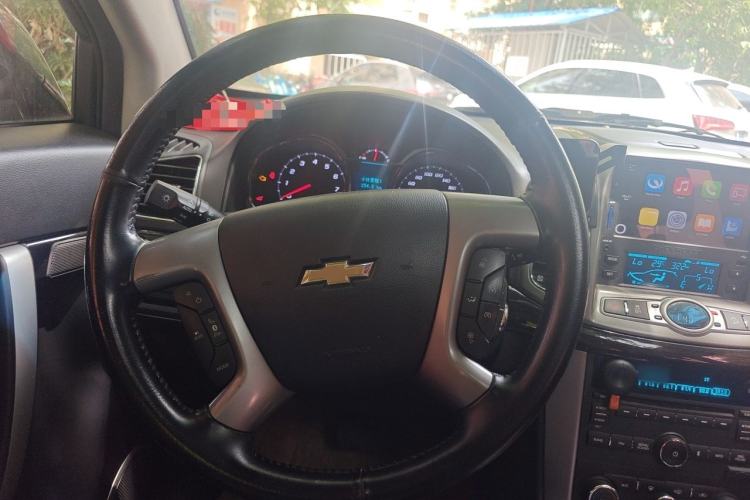 Used Chevrolet Captiva 2015 2.4L 4x4 Flagship Edition 7-Seater Steering Wheel