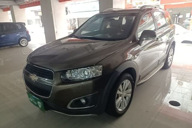 Used Chevrolet Captiva 2015 2.4L 4x4 Flagship Edition 7-Seater