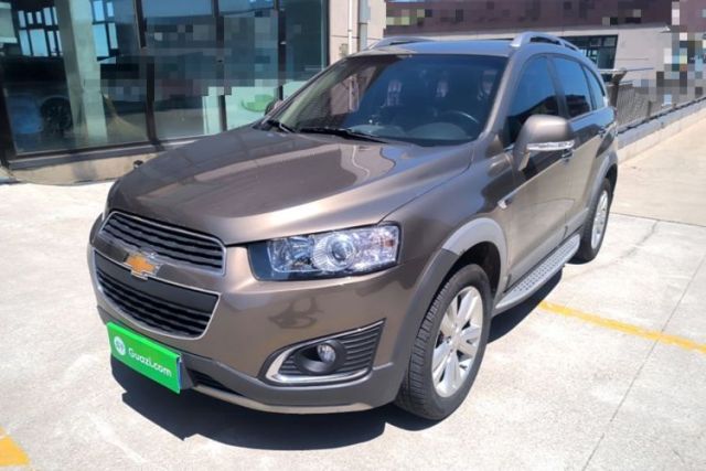 Used Chevrolet Captiva 2015 2.4L 4x4 Flagship Edition 7-Seater