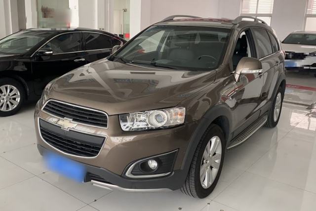 Used Chevrolet Captiva 2015 2.4L 4x4 Flagship Edition 7-Seater