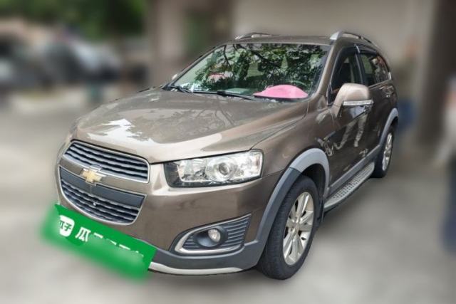 Used Chevrolet Captiva 2015 2.4L 4x4 Flagship Edition 7-Seater