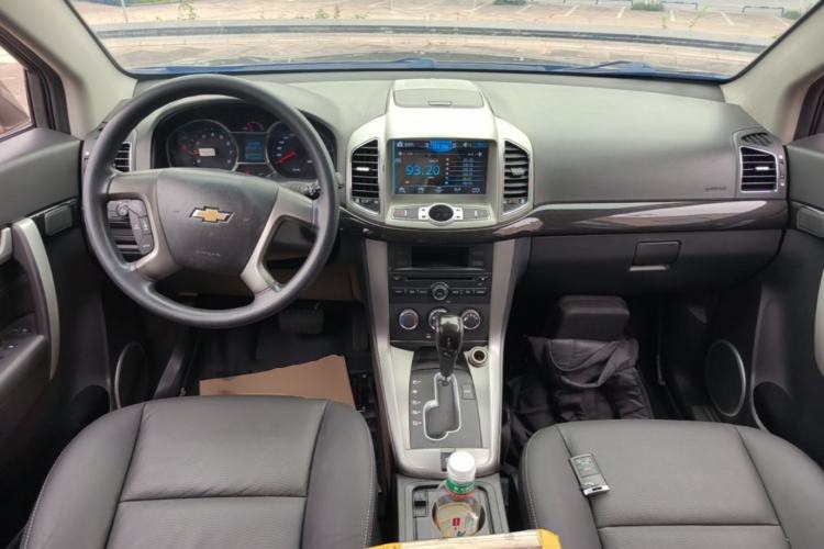 Used Chevrolet Captiva 2015 2.4L Two-Wheel Drive Urban Version 7 Seats Center Console