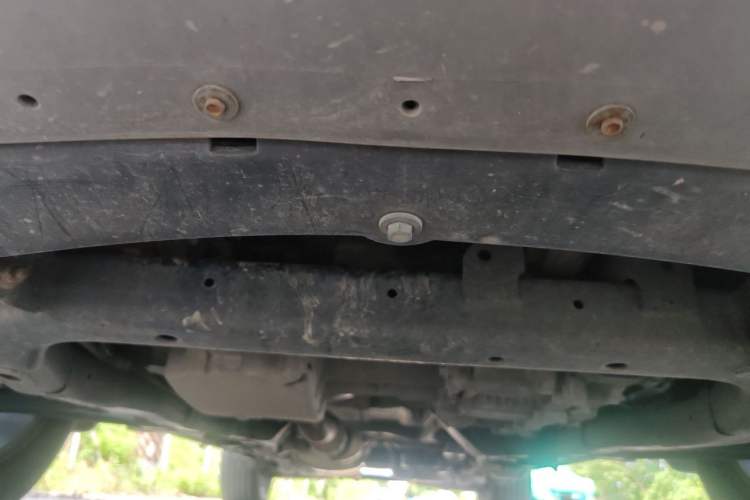Used Chevrolet Captiva 2015 2.4L Two-Wheel Drive Urban Version 7 Seats Chassis Front