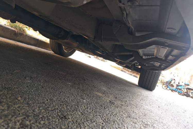 Used Chevrolet Captiva 2015 2.4L 4x4 Flagship Edition 7-Seater Chassis Front Left