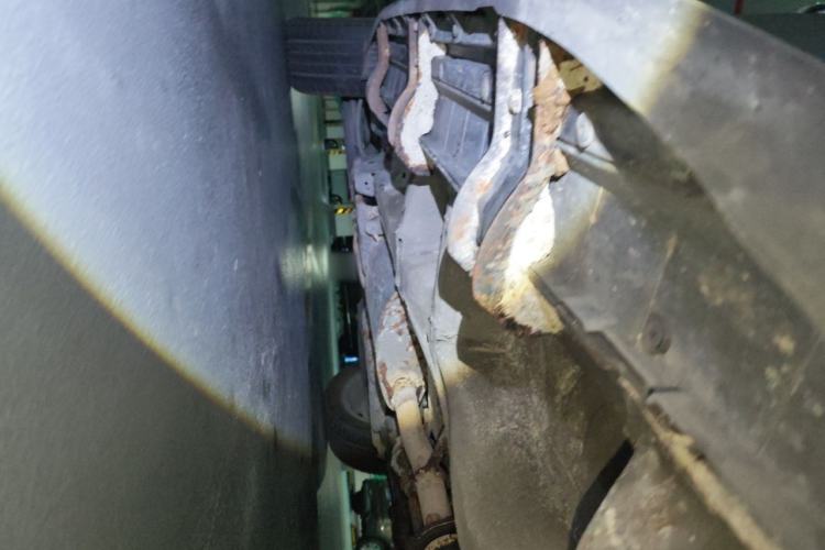 Used Chevrolet Captiva 2015 2.4L 4x4 Flagship Edition 7-Seater Chassis Front Right