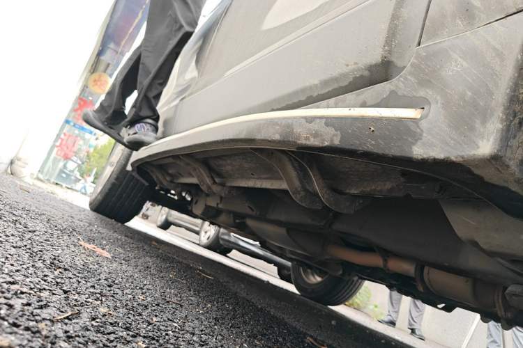 Used Chevrolet Captiva 2015 2.4L Two-Wheel Drive Urban Version 7 Seats Chassis Front Right