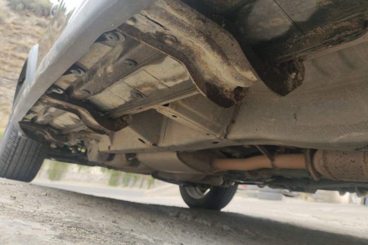 Used Chevrolet Captiva 2015 2.4L 4x4 Flagship Edition 7-Seater Chassis Front Right