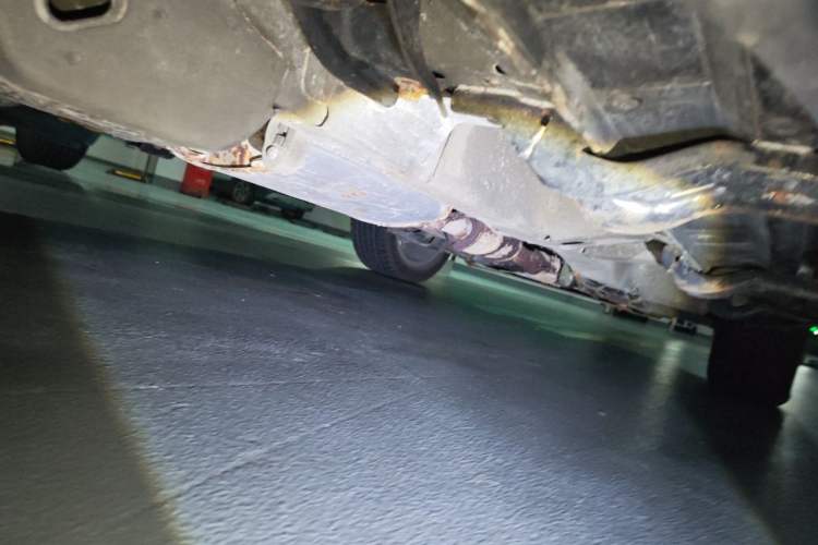 Used Chevrolet Captiva 2015 2.4L 4x4 Flagship Edition 7-Seater Chassis Rear Right