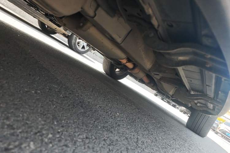Used Chevrolet Captiva 2015 2.4L 4x4 Flagship Edition 7-Seater Chassis Rear Right
