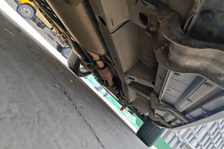 Used Chevrolet Captiva 2015 2.4L 4x4 Flagship Edition 7-Seater Chassis Rear Right
