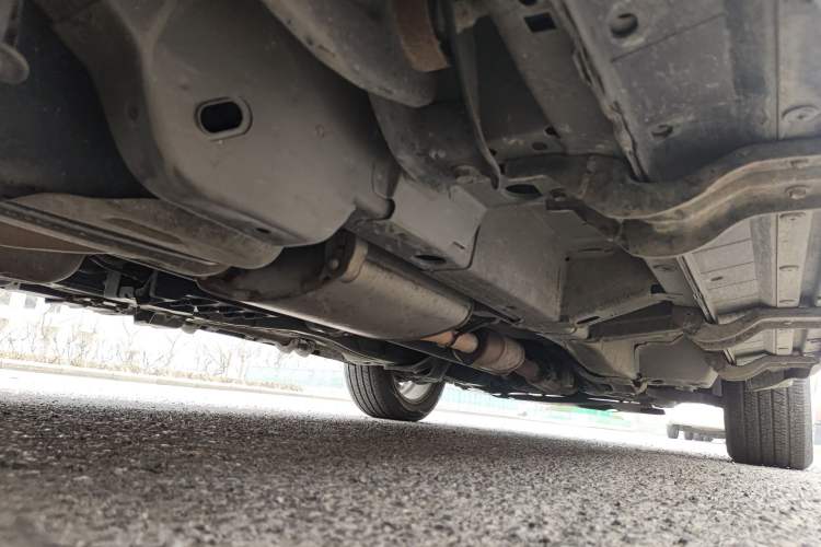 Used Chevrolet Captiva 2015 2.4L 4x4 Flagship Edition 7-Seater Chassis Rear Right