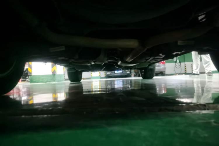 Used Chevrolet Captiva 2015 2.4L Two-Wheel Drive Urban Version 7 Seats Chassis Rear