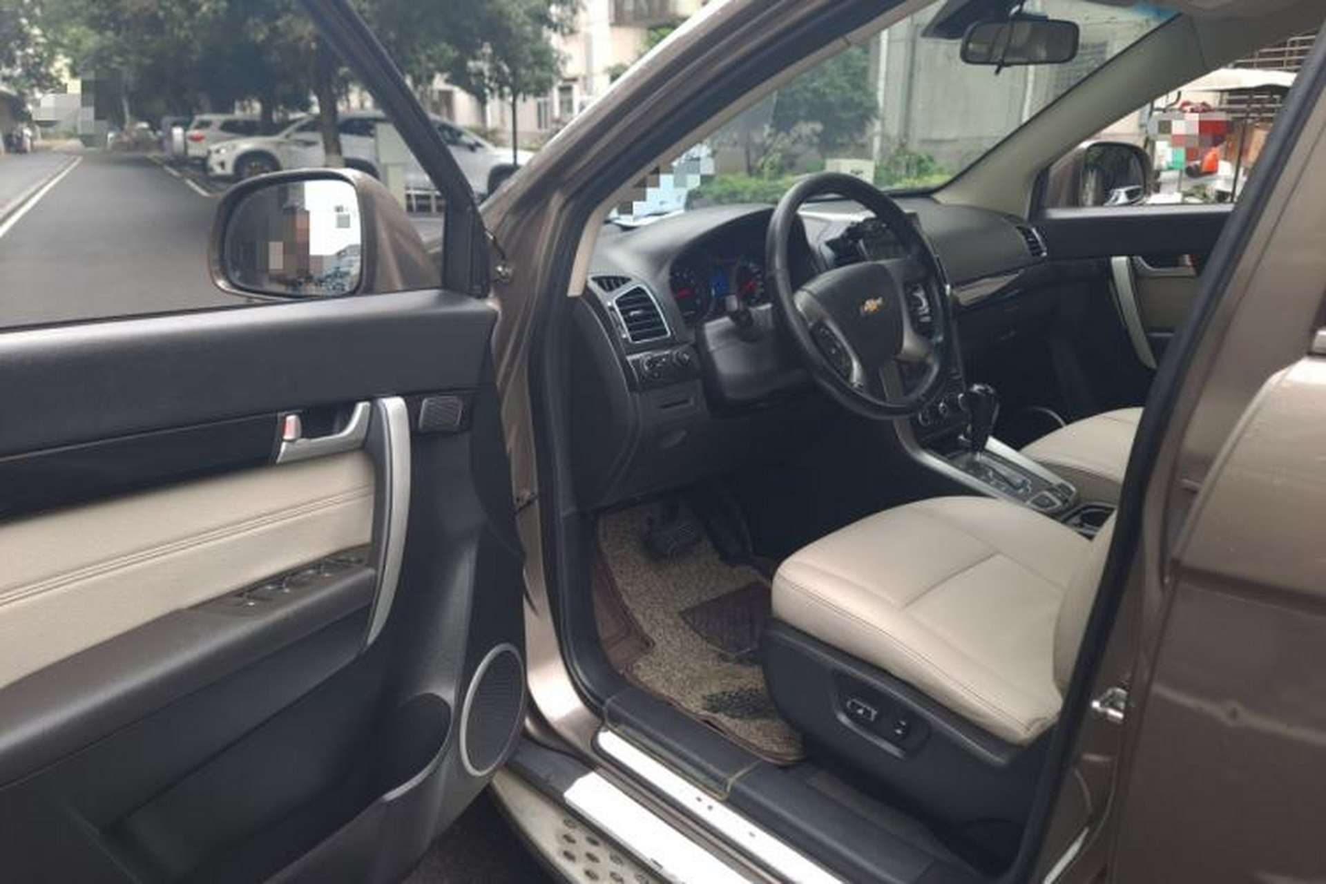 Used Chevrolet Captiva 2015 2.4L 4x4 Flagship Edition 7-Seater Driver Seat