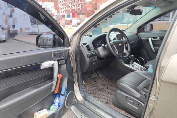 Used Chevrolet Captiva 2015 2.4L 4x4 Flagship Edition 7-Seater Driver Seat