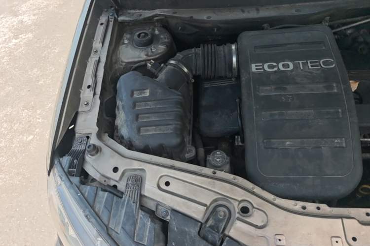 Used Chevrolet Captiva 2015 2.4L 4x4 Flagship Edition 7-Seater Engine Bay Right