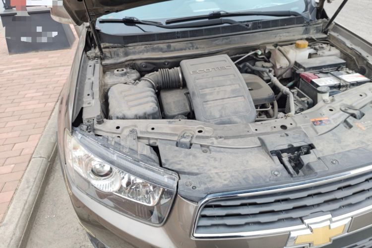 Used Chevrolet Captiva 2015 2.4L 4x4 Flagship Edition 7-Seater Engine Bay Right