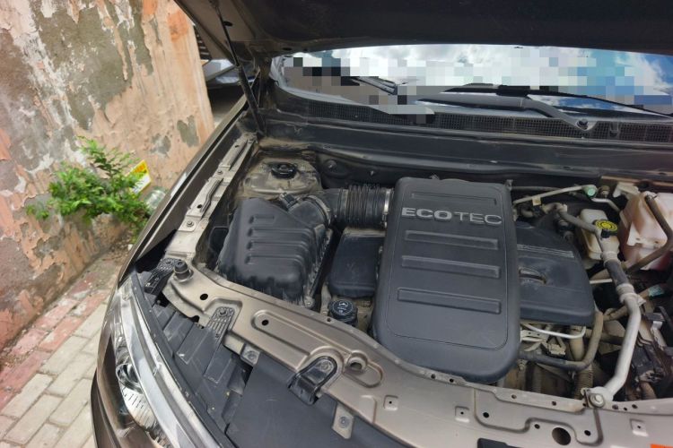 Used Chevrolet Captiva 2015 2.4L 4x4 Flagship Edition 7-Seater Engine Bay Right