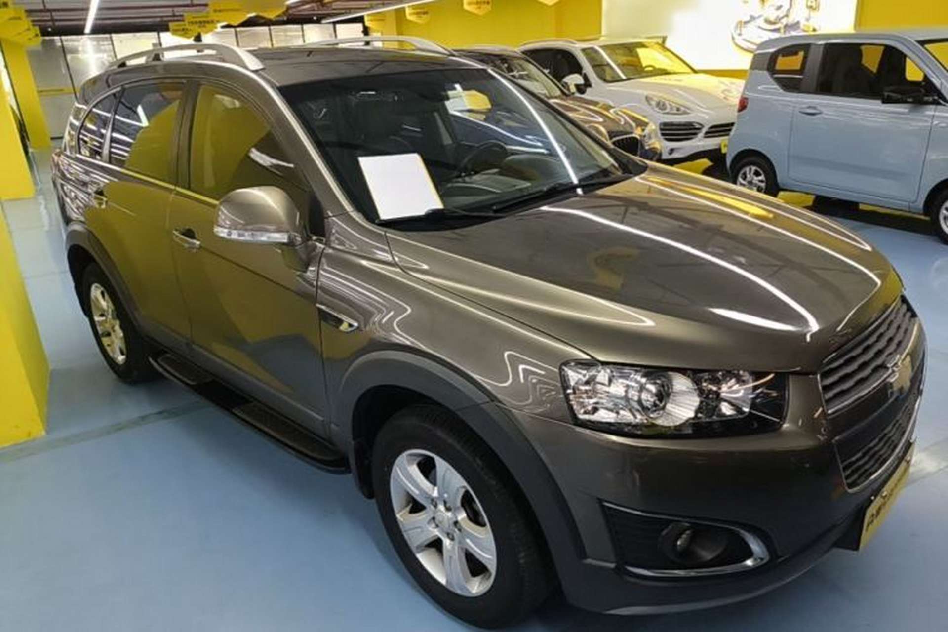 Used Chevrolet Captiva 2015 2.4L Two-Wheel Drive Urban Version 7 Seats Exterior 1