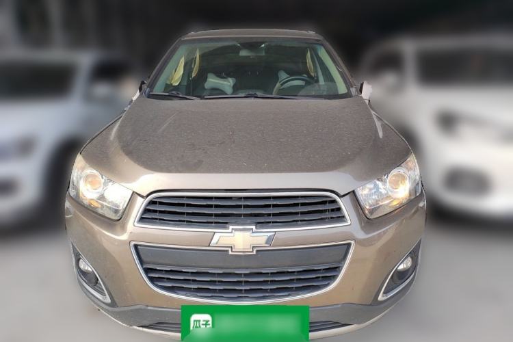 Used Chevrolet Captiva 2015 2.4L 4x4 Flagship Edition 7-Seater Exterior 1
