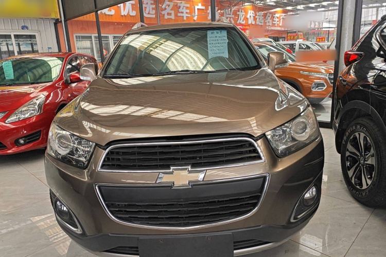 Used Chevrolet Captiva 2015 2.4L Two-Wheel Drive Urban Version 7 Seats Exterior 1