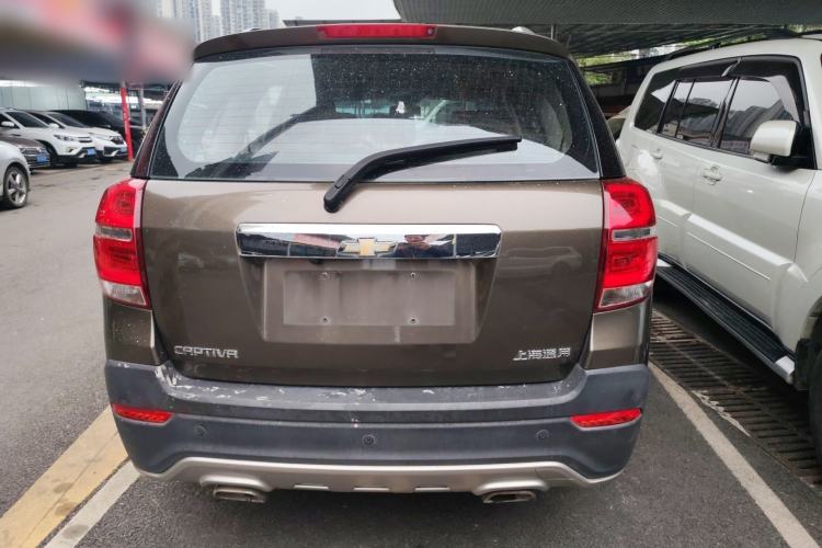 Used Chevrolet Captiva 2015 2.4L Two-Wheel Drive Urban Version 7 Seats Exterior 4