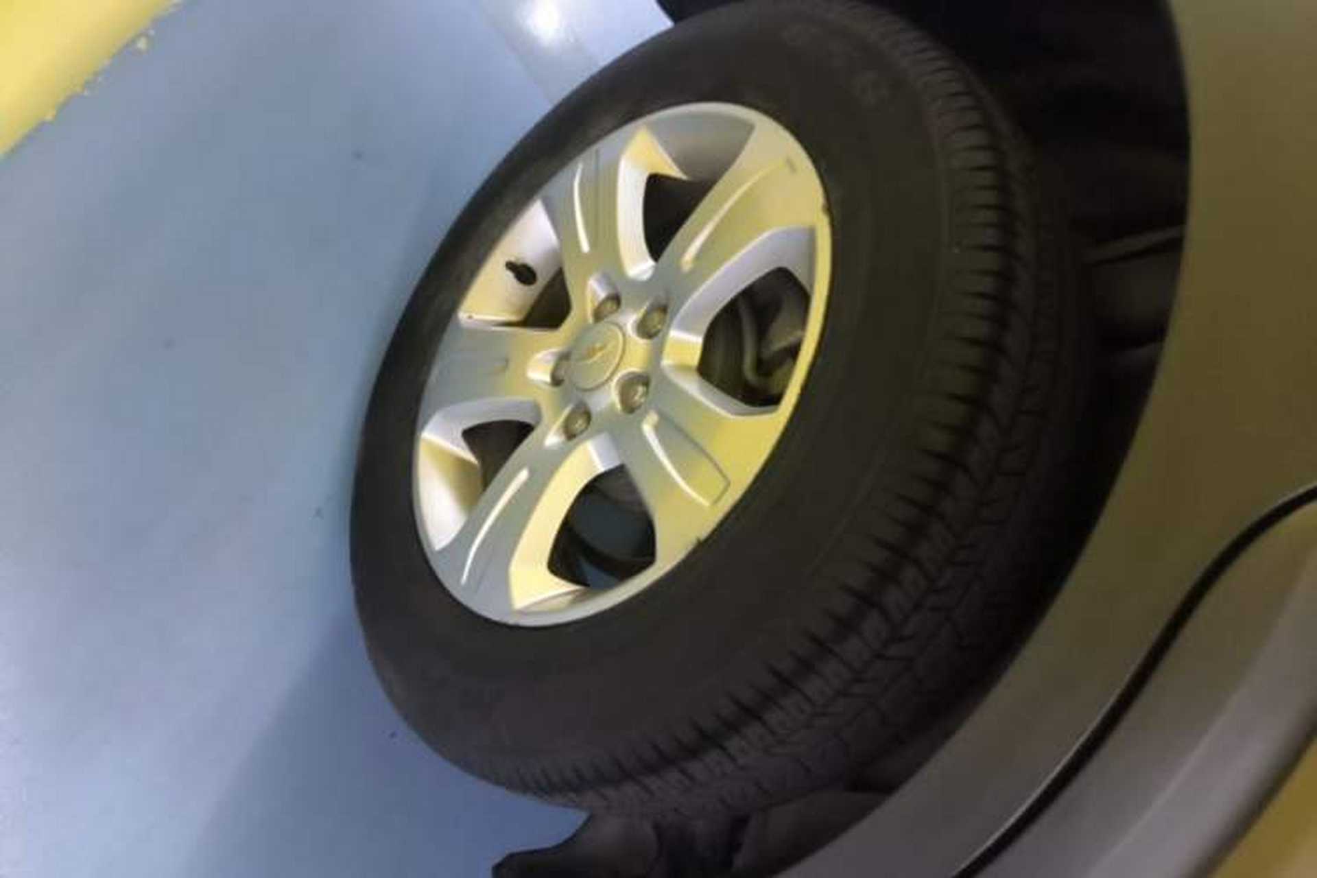 Used Chevrolet Captiva 2015 2.4L Two-Wheel Drive Urban Version 7 Seats Exterior 5