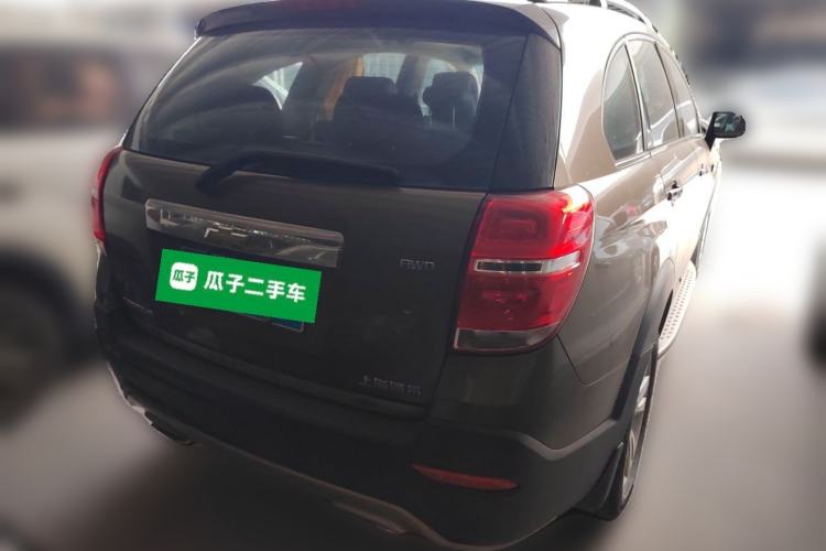 Used Chevrolet Captiva 2015 2.4L 4x4 Flagship Edition 7-Seater Exterior 5