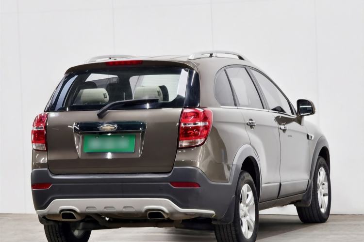 Used Chevrolet Captiva 2015 2.4L Two-Wheel Drive Urban Version 7 Seats Exterior 5