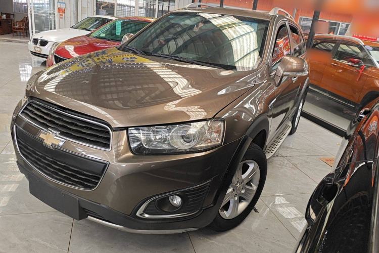 Used Chevrolet Captiva 2015 2.4L Two-Wheel Drive Urban Version 7 Seats Exterior 5