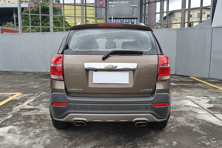 Used Chevrolet Captiva 2015 2.4L 4x4 Flagship Edition 7-Seater Exterior 6