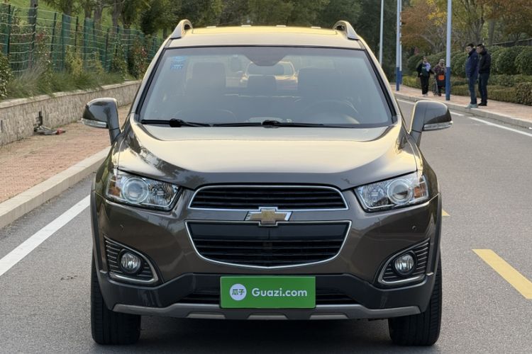 Used Chevrolet Captiva 2015 2.4L 4x4 Flagship Edition 7-Seater Exterior 6
