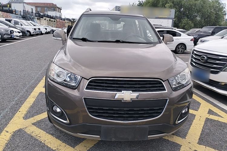 Used Chevrolet Captiva 2015 2.4L 4x4 Flagship Edition 7-Seater Front