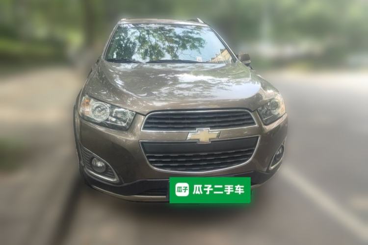 Used Chevrolet Captiva 2015 2.4L 4x4 Flagship Edition 7-Seater Front
