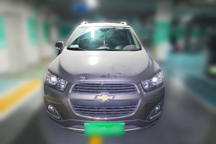 Used Chevrolet Captiva 2015 2.4L 4x4 Flagship Edition 7-Seater Front