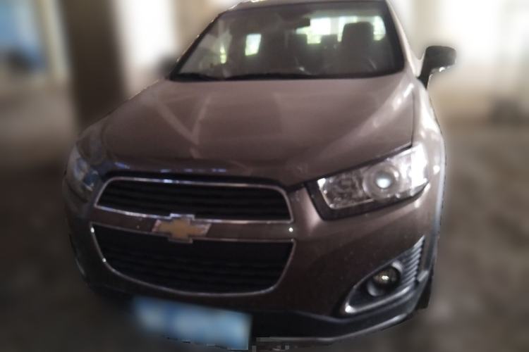 Used Chevrolet Captiva 2015 2.4L 4x4 Flagship Edition 7-Seater Front