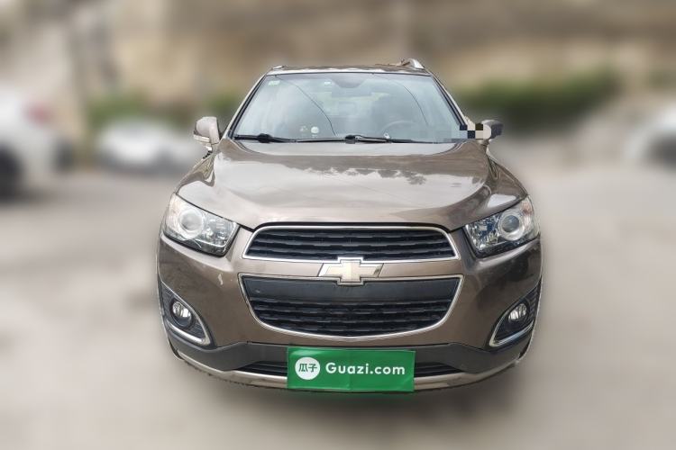 Used Chevrolet Captiva 2015 2.4L 4x4 Flagship Edition 7-Seater Front
