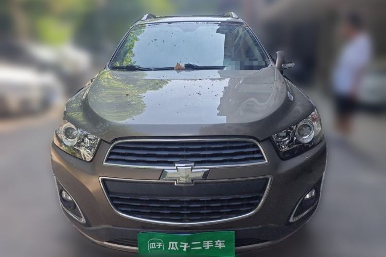 Used Chevrolet Captiva 2015 2.4L 4x4 Flagship Edition 7-Seater Front