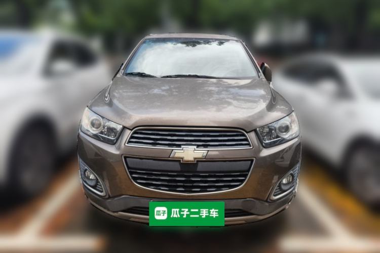 Used Chevrolet Captiva 2015 2.4L 4x4 Flagship Edition 7-Seater Front