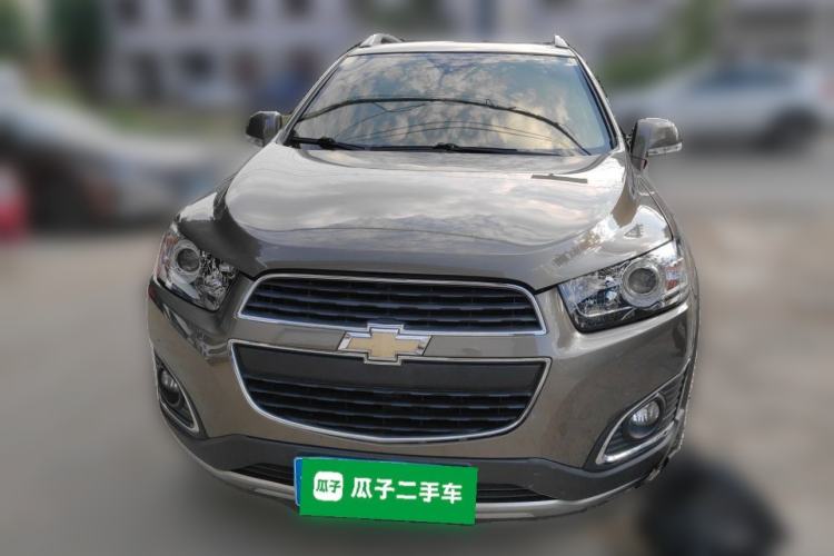 Used Chevrolet Captiva 2015 2.4L 4x4 Flagship Edition 7-Seater Front