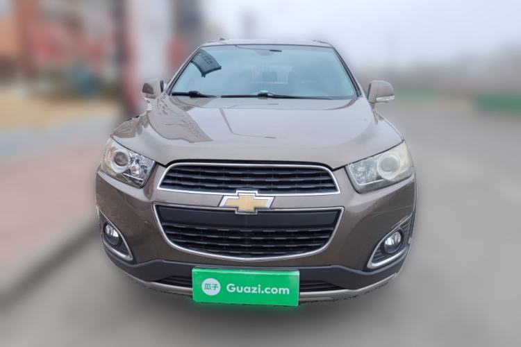 Used Chevrolet Captiva 2015 2.4L 4x4 Flagship Edition 7-Seater Front