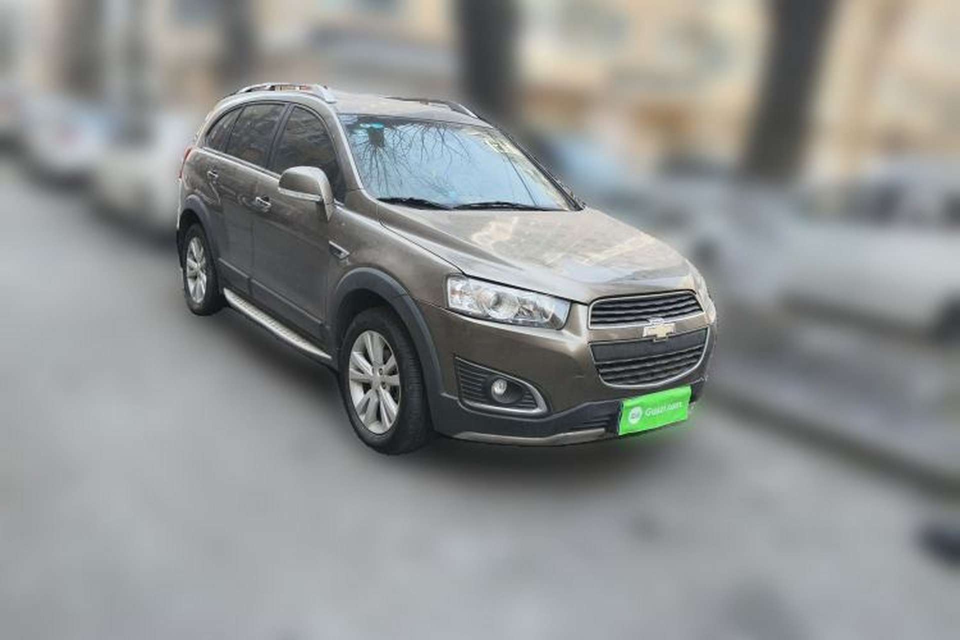 Used Chevrolet Captiva 2015 2.4L 4x4 Flagship Edition 7-Seater Front Right 45 Deg