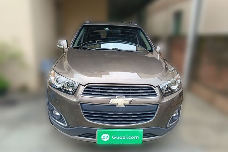 Used Chevrolet Captiva 2015 2.4L 4x4 Flagship Edition 7-Seater Front