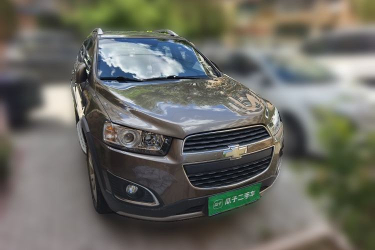 Used Chevrolet Captiva 2015 2.4L 4x4 Flagship Edition 7-Seater Front