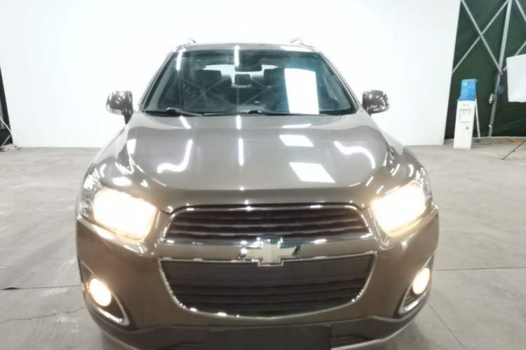 Used Chevrolet Captiva 2015 2.4L Two-Wheel Drive Urban Version 7 Seats Front