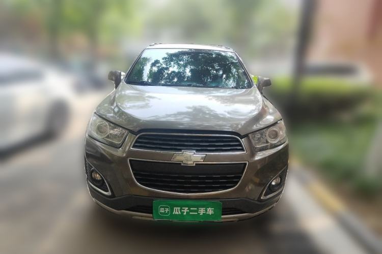 Used Chevrolet Captiva 2015 2.4L 4x4 Flagship Edition 7-Seater Front