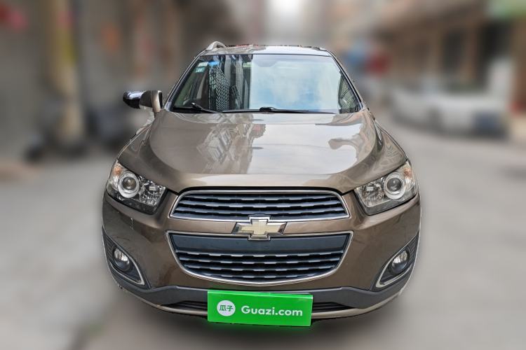 Used Chevrolet Captiva 2015 2.4L 4x4 Flagship Edition 7-Seater Front