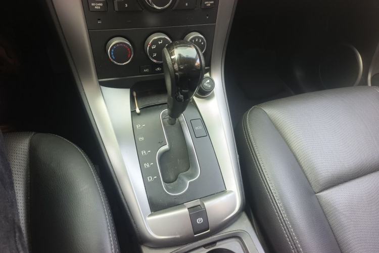 Used Chevrolet Captiva 2015 2.4L Two-Wheel Drive Urban Version 7 Seats Gear Lever
